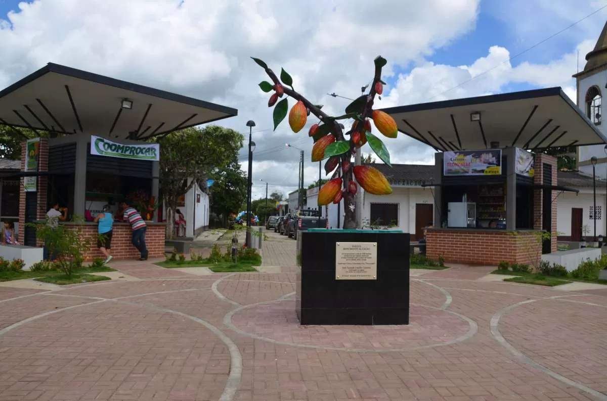En el centro poblado el Troncal, ubicado a unos 5 kilómetros del casco urbano del municipio de Arauquita, se ubica el parque del cacao.